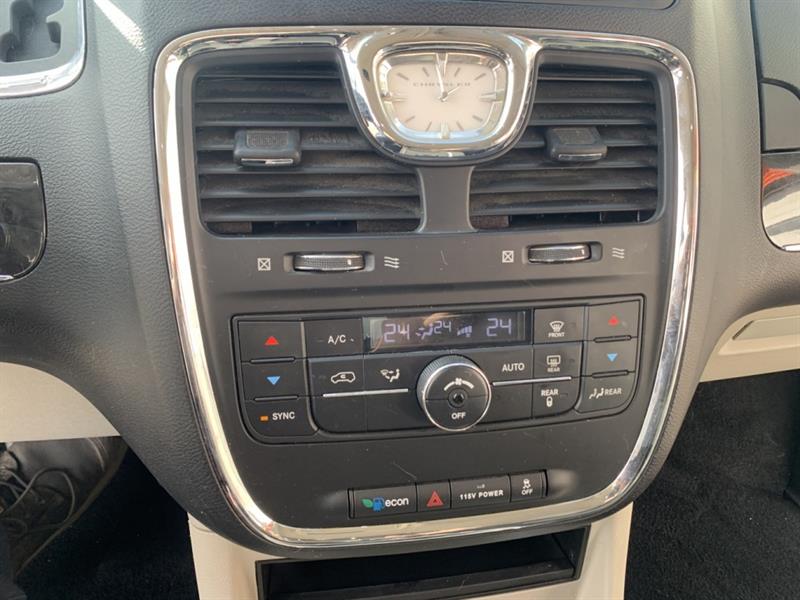 chrysler Town & Country 2015 - 15