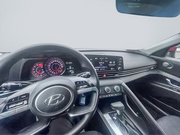 hyundai Elantra 2022 - 12
