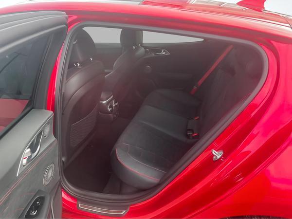 kia Stinger 2023 - 10