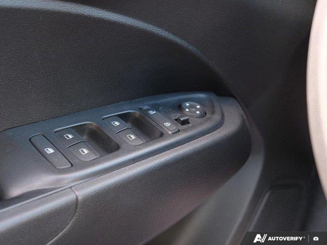 hyundai Venue 2023 - 21