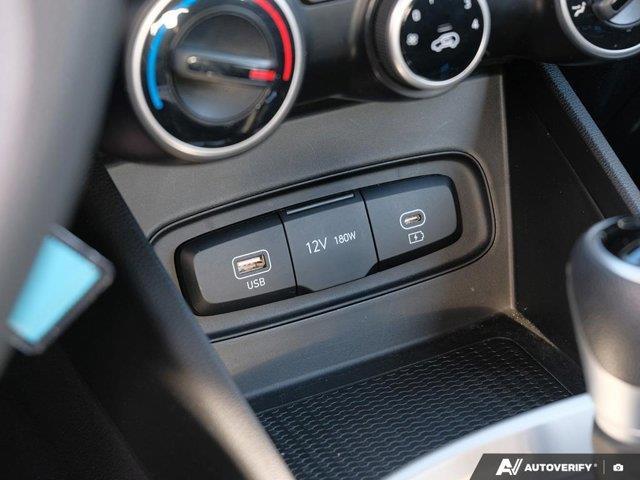 hyundai Venue 2023 - 24