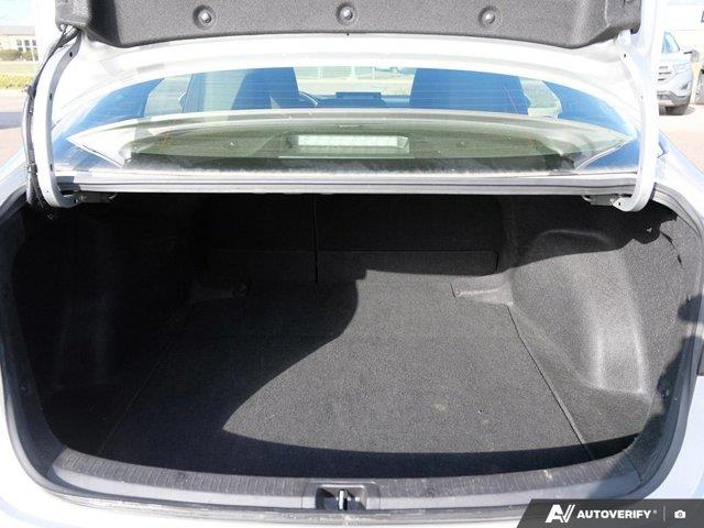 toyota Corolla 2023 - 14