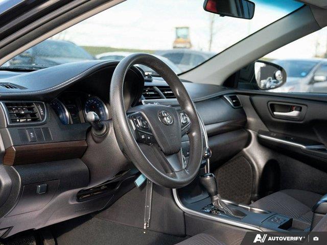 toyota Camry 2017 - 15