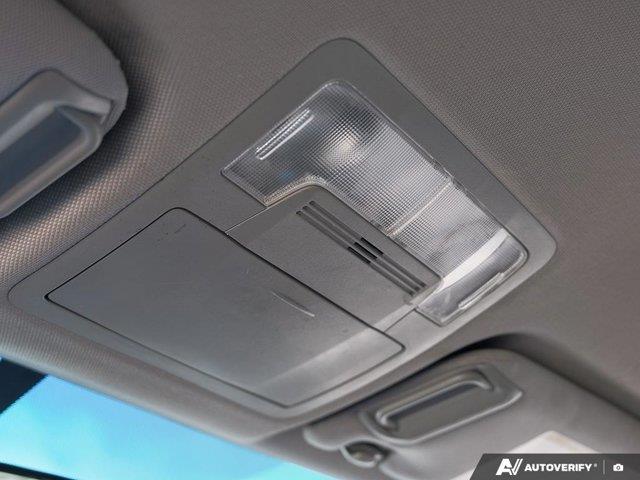 toyota Camry 2017 - 25