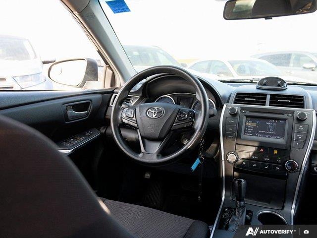 toyota Camry 2017 - 30