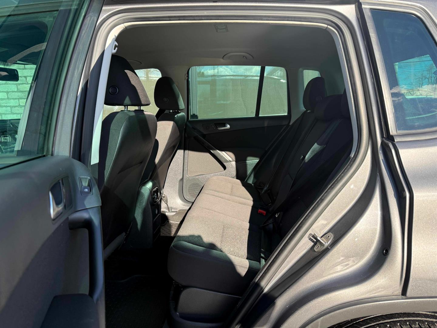 volkswagen Tiguan 2015 - 28