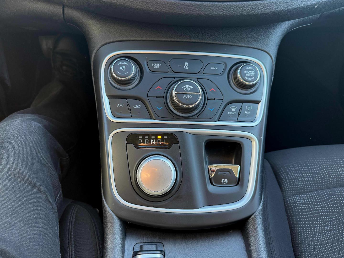 chrysler 200 2016 - 18