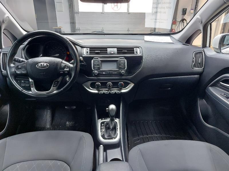 kia Rio 2017 - 11
