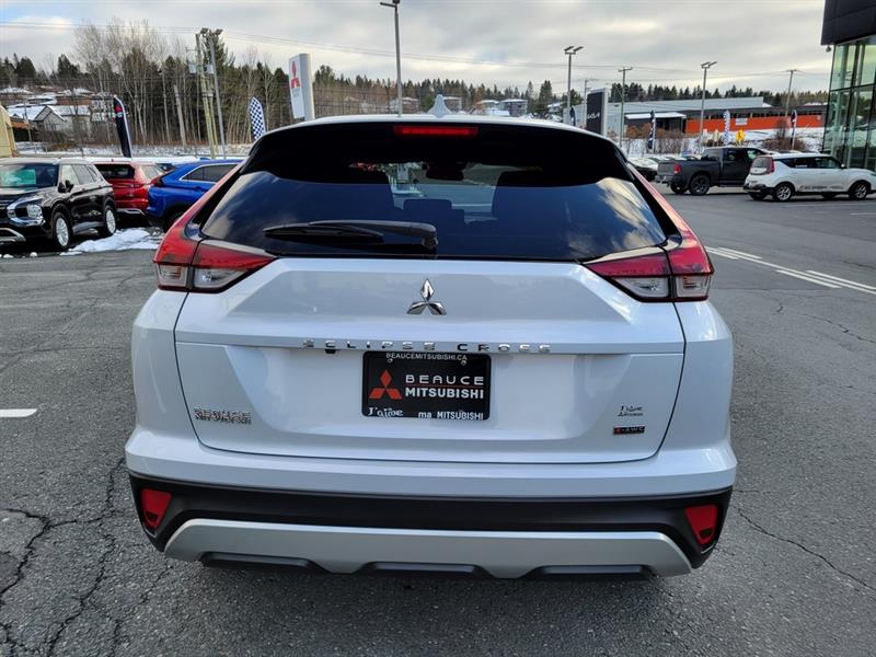 mitsubishi Eclipse Cross 2022 - 11
