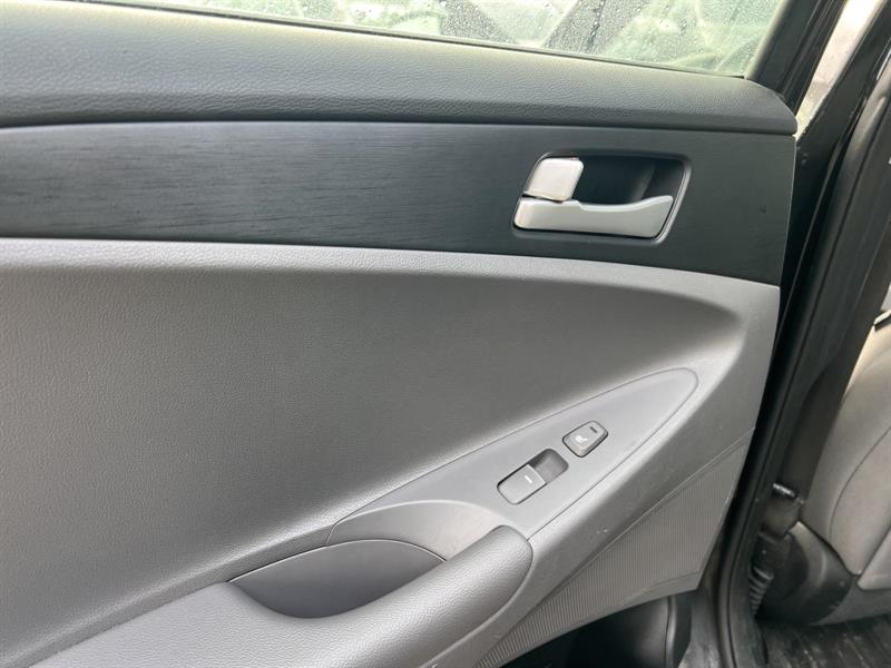 hyundai Sonata 2012 - 19