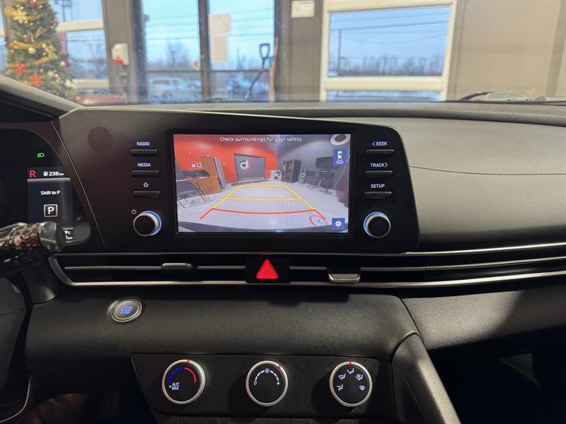 hyundai Elantra 2023 - 22