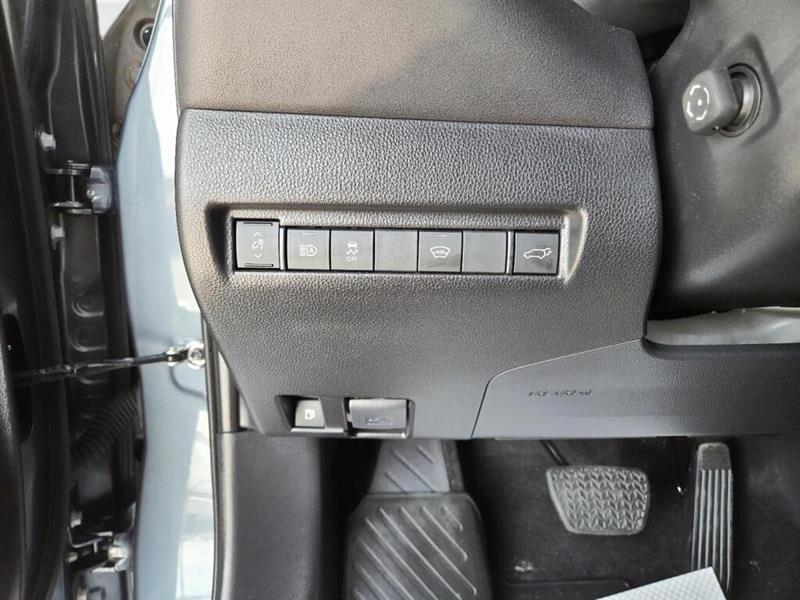 toyota Venza 2023 - 13