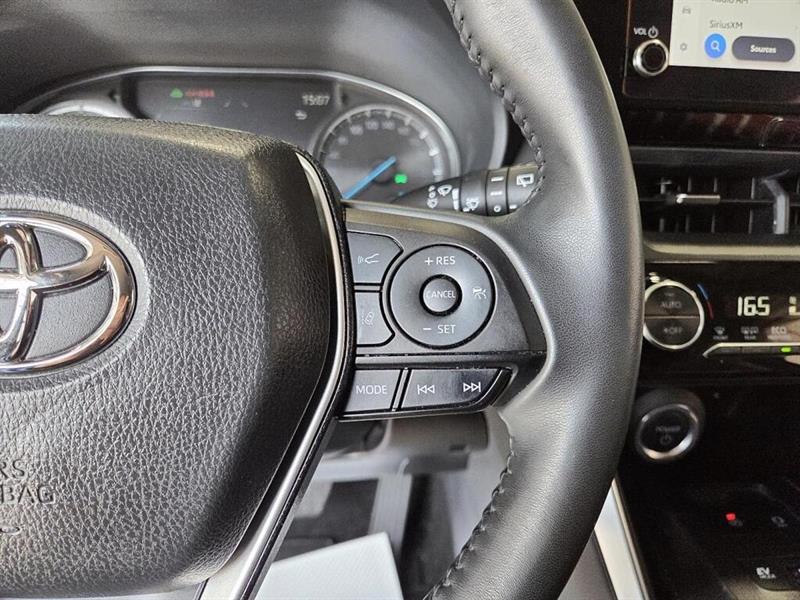 toyota Venza 2023 - 16