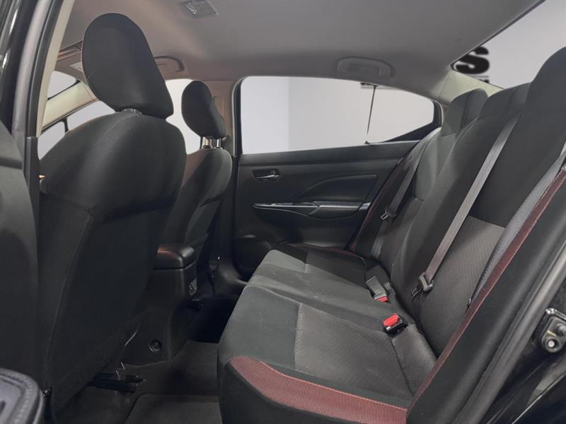 nissan Versa 2023 - 10