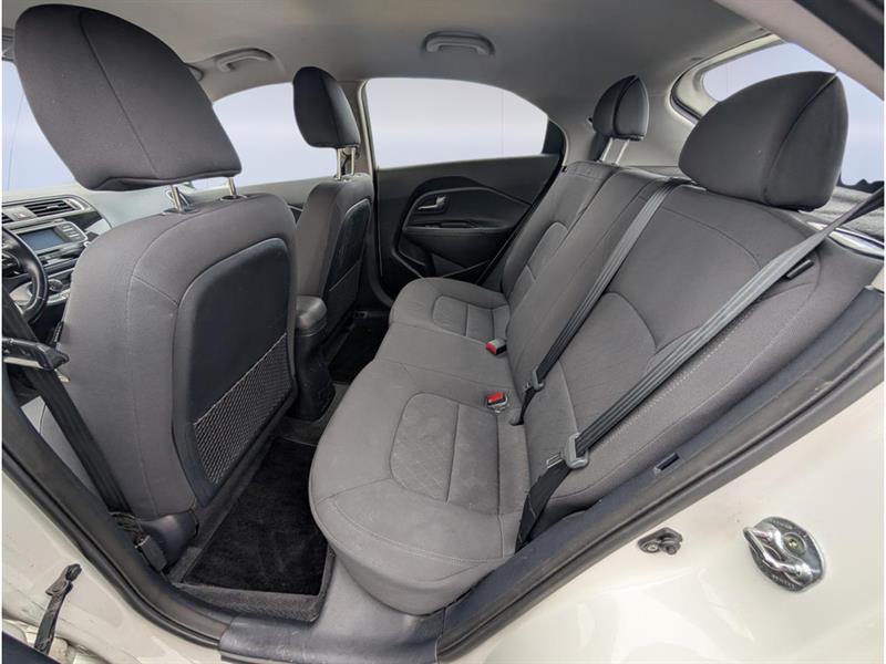 kia Rio 2016 - 8