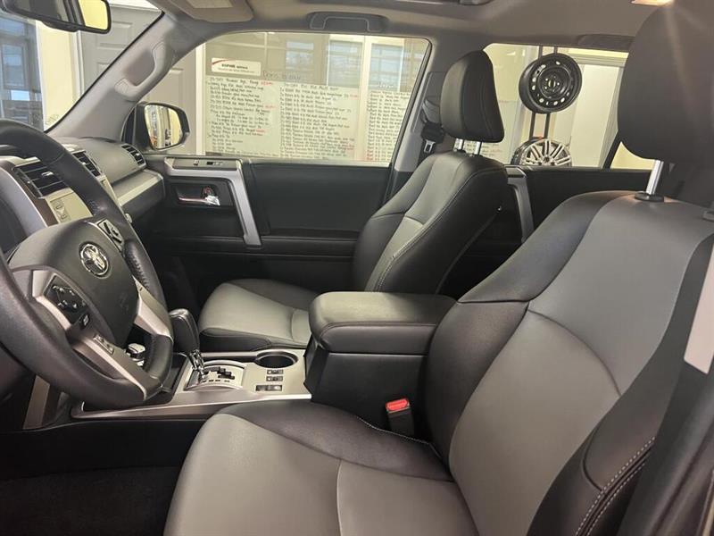 toyota 4Runner 2022 - 26