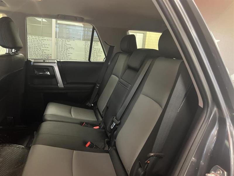 toyota 4Runner 2022 - 27