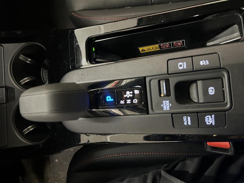 toyota Prius Prime 2024 - 13