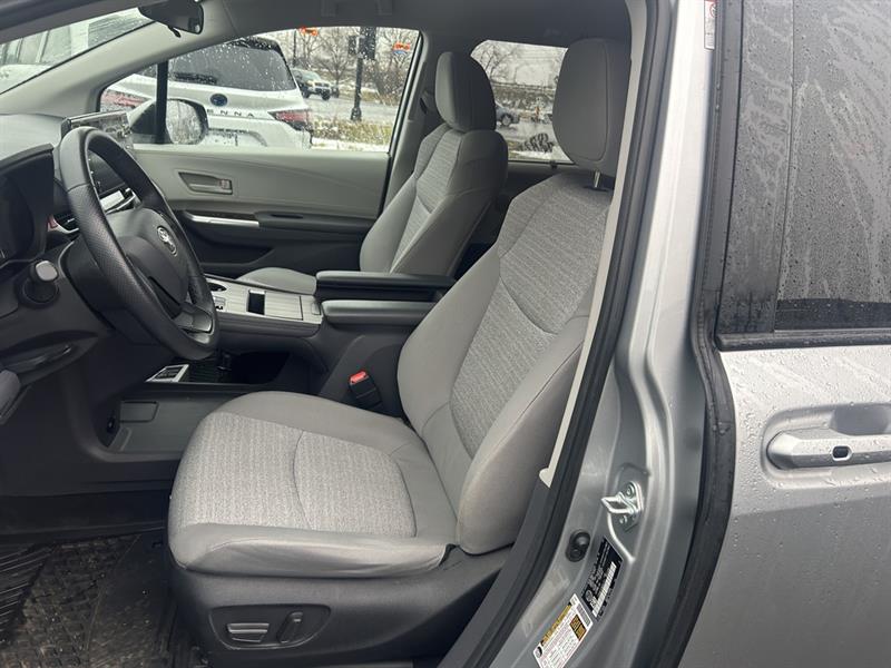 toyota Sienna 2022 - 16