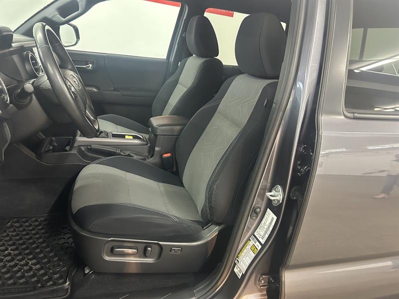 toyota Tacoma 2022 - 19