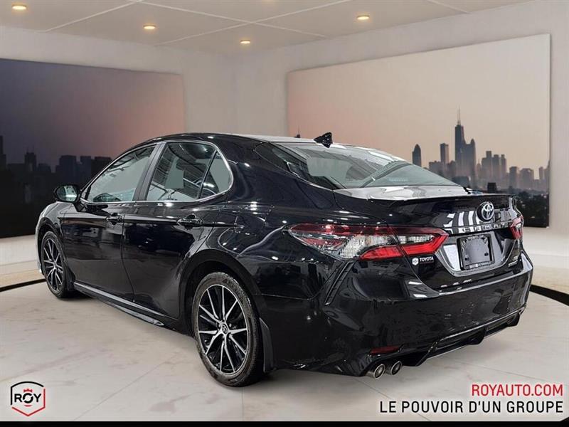 toyota Camry Hybrid 2022 - 5