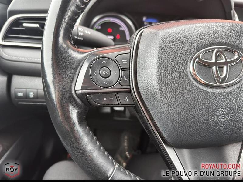 toyota Camry Hybrid 2022 - 11