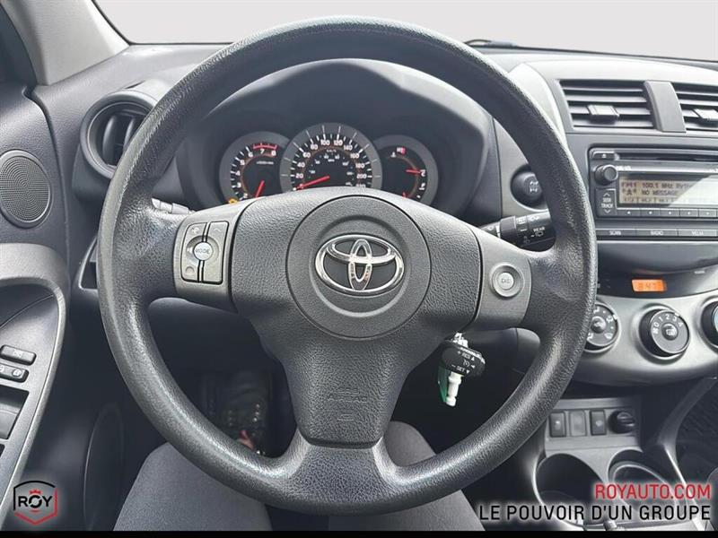toyota RAV4 2012 - 10