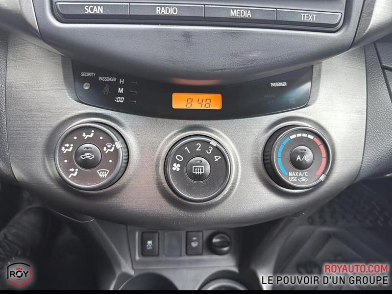 toyota RAV4 2012 - 17