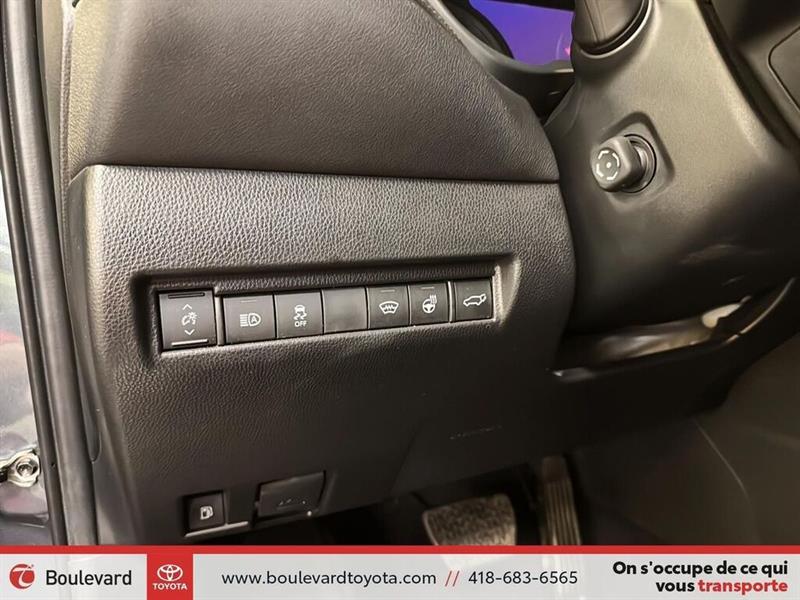 toyota Venza 2023 - 13