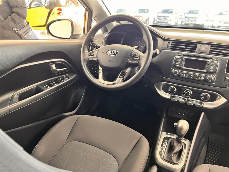 kia Rio 2013 - 9