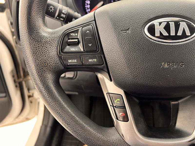 kia Rio 2013 - 23