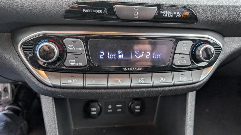 hyundai Elantra GT 2018 - 17