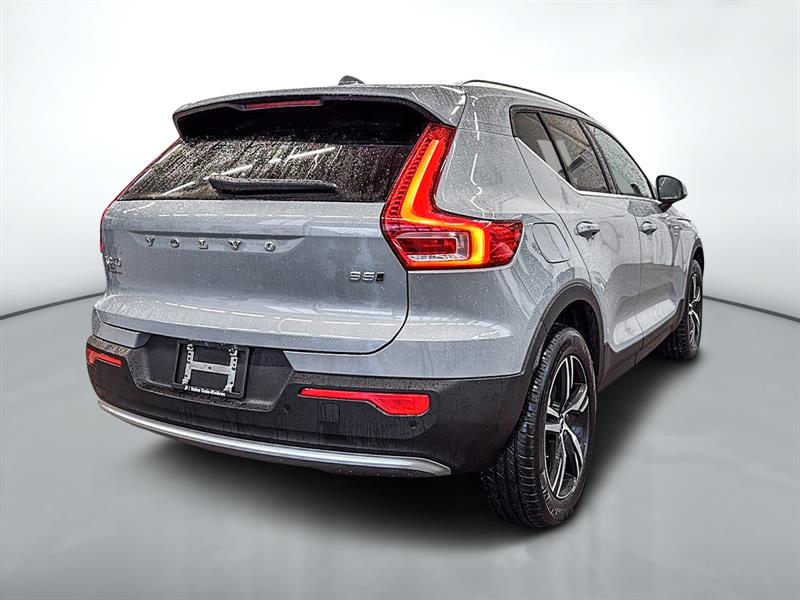 volvo XC40 2025 - 4