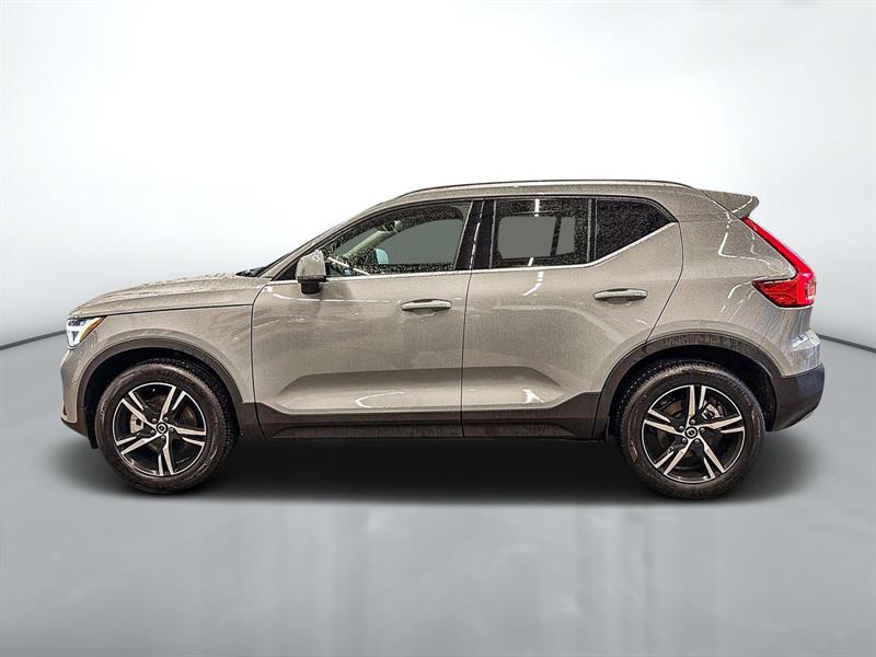 volvo XC40 2025 - 7