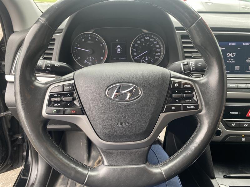 Hyundai Elantra 14