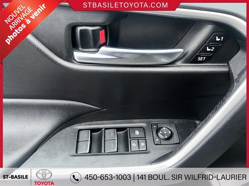 toyota RAV4 2023 - 11