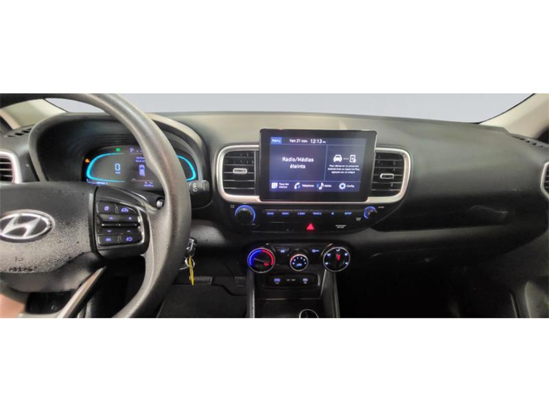 hyundai Venue 2023 - 17