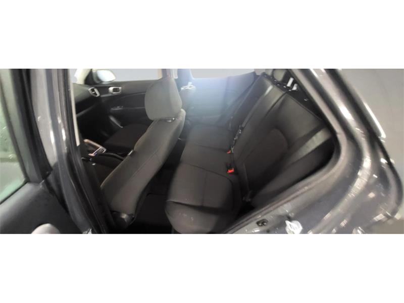 hyundai Venue 2023 - 21