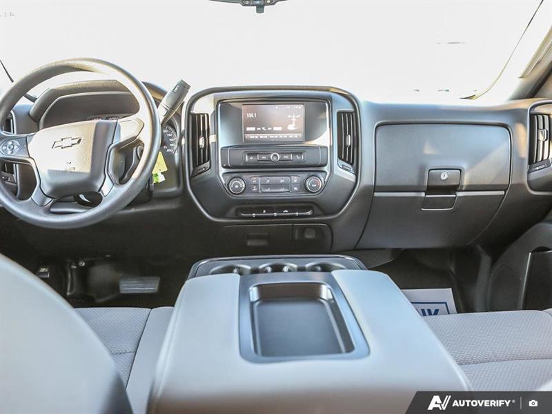 chevrolet Silverado 1500 2018 - 27