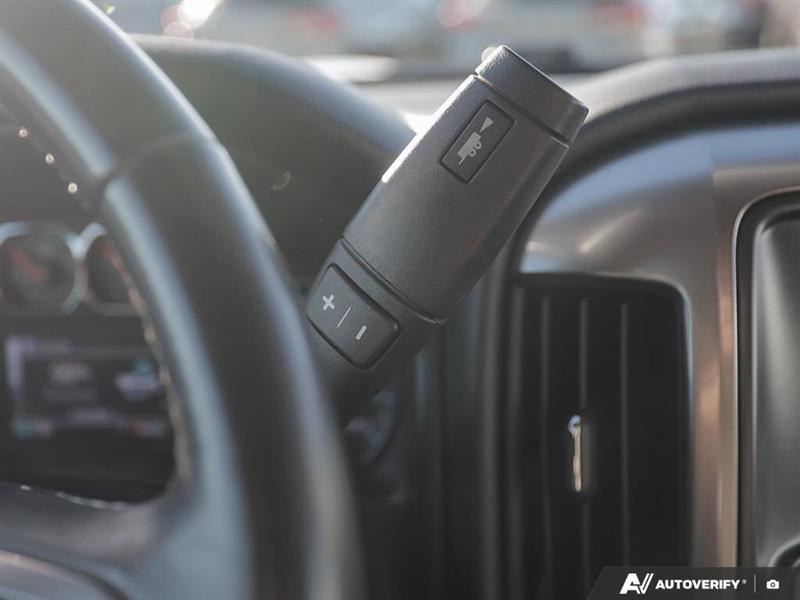 chevrolet Silverado 1500 2018 - 14