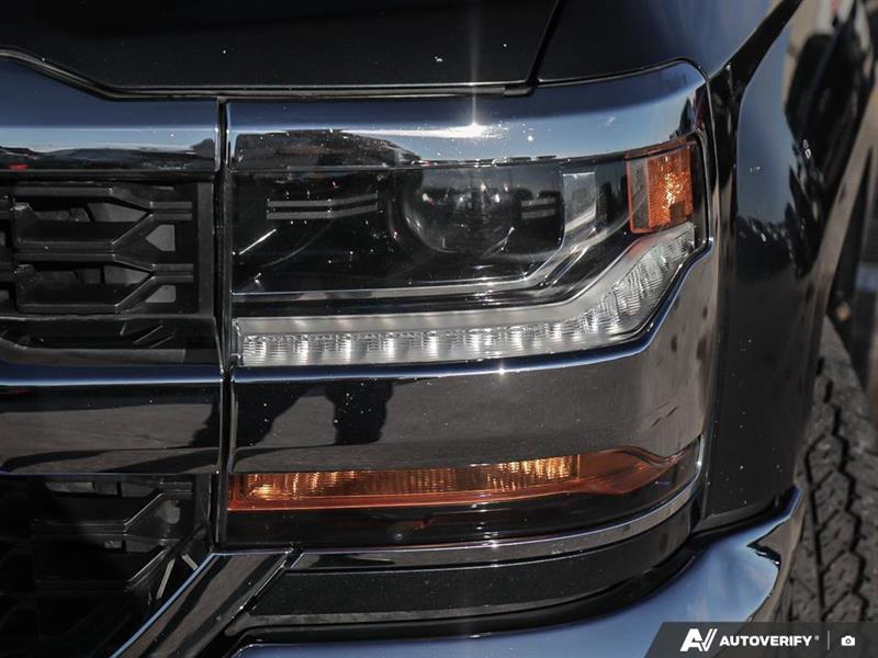 chevrolet Silverado 1500 2018 - 23