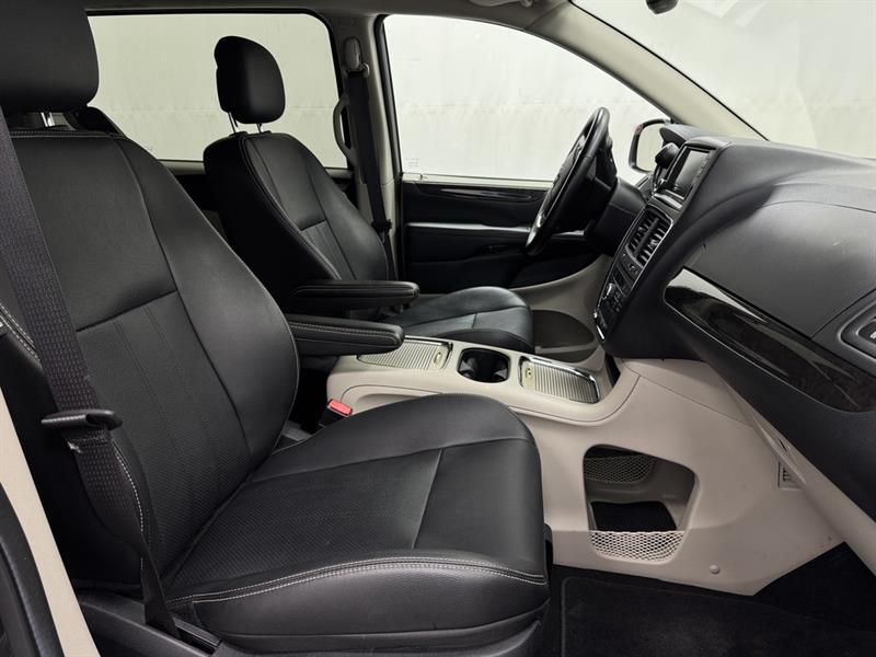 dodge Grand Caravan 2020 - 37