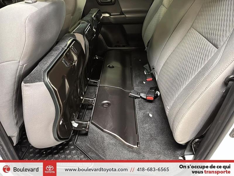 toyota Tacoma 2023 - 19