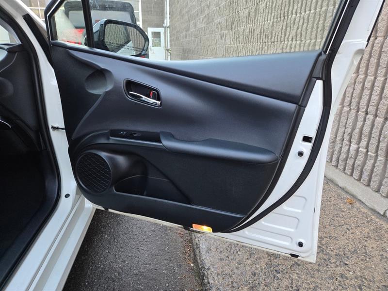 toyota Prius Prime 2019 - 21