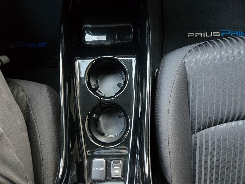 toyota Prius Prime 2019 - 29