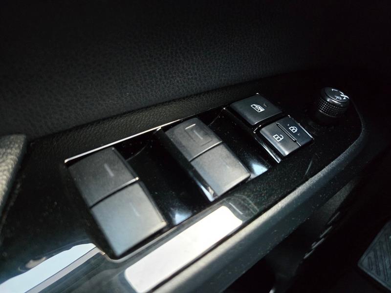 toyota Prius Prime 2019 - 32