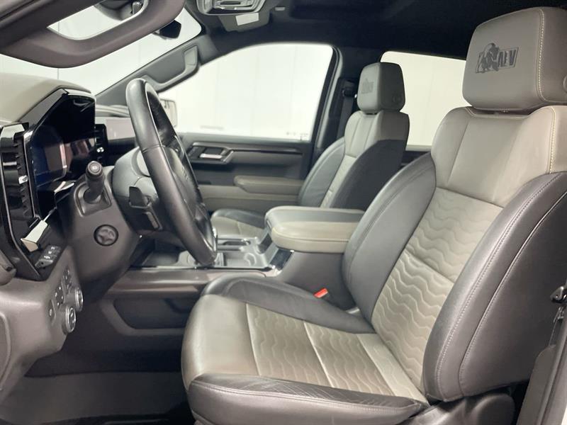 chevrolet Silverado 1500 2023 - 11