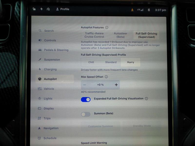 tesla Model X 2017 - 19