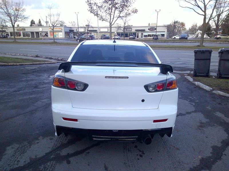 mitsubishi Lancer 2014 - 4
