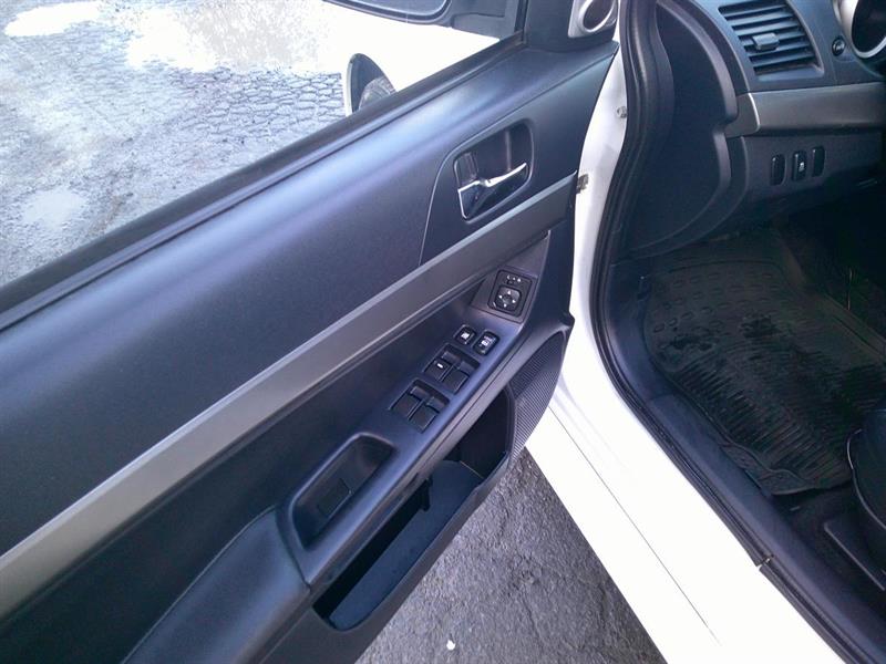 mitsubishi Lancer 2014 - 10